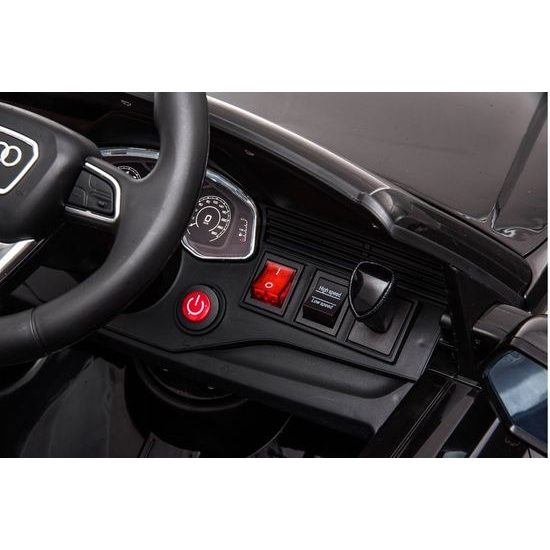 Elektrické auto Audi RS Q8 černé