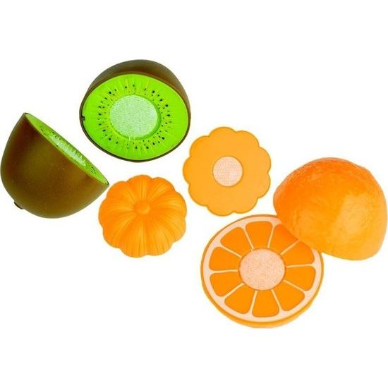 Sada zeleniny a ovoce na krájení s mixérem