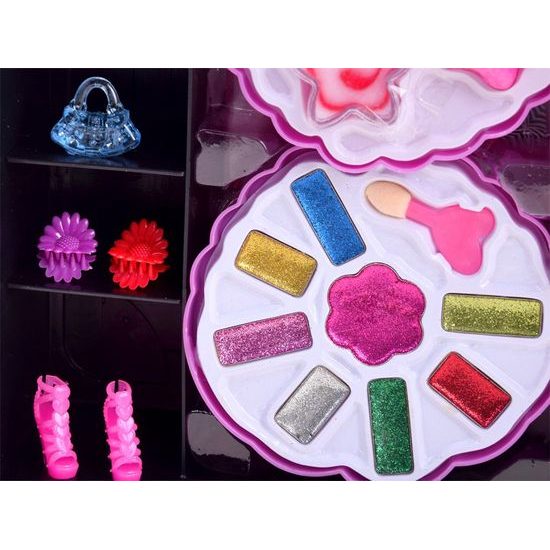 Panenka se šatníkem a doplňky Beauty Belle