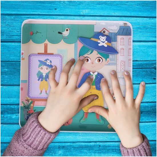 Magnetická ukládačka oblečení pro modelku Fashion Girl