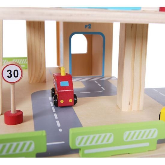 Ecotoys dřevěná patrová garáž s výtahem a autíčky