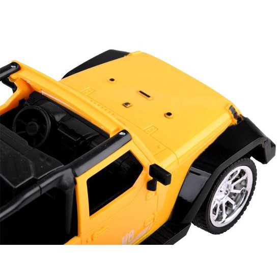 Terénní auto na dálkové ovládání Jeep Engine V8 1:16 žlutý