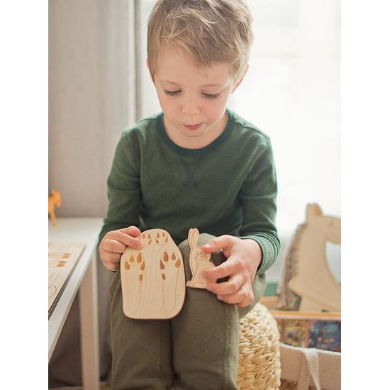 Stopy zvířat- edukativní dřevěné puzzle - ČESKÁ VERZE