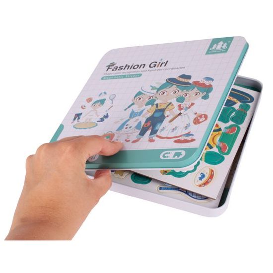 Magnetická ukládačka oblečení pro modelku Fashion Girl