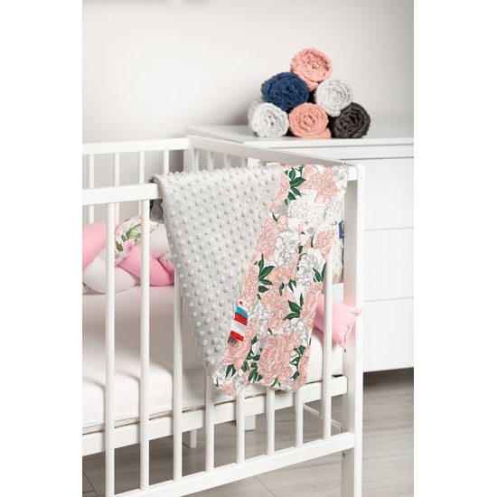 SVĚTLÁ DEKA MINKY 75 x 100 ŠEDÉ KVĚTY