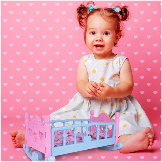 Postýlka pro panenku Play House 37 cm