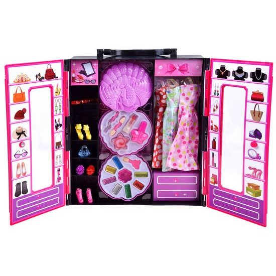 Panenka se šatníkem a doplňky Beauty Belle