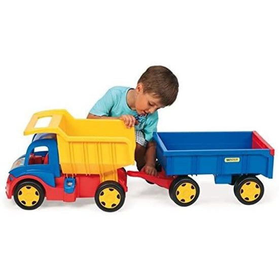 Wader Gigant truck s vlečkou