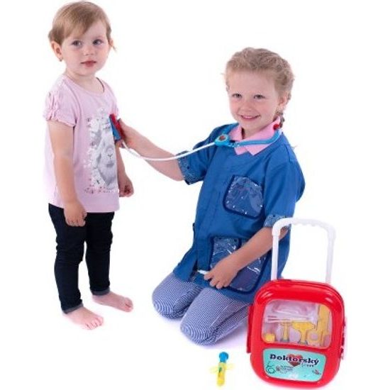Sada doktor se stetoskopem na baterie v plastovém kufříku na kolečkách