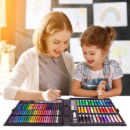 Sada na kreslení a malování Art Set 150 součástí