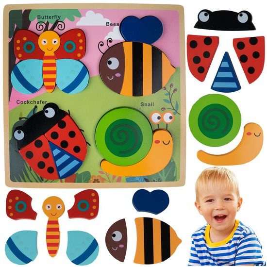 Dřevěná ukládačka s bedrunkou a motýlkem