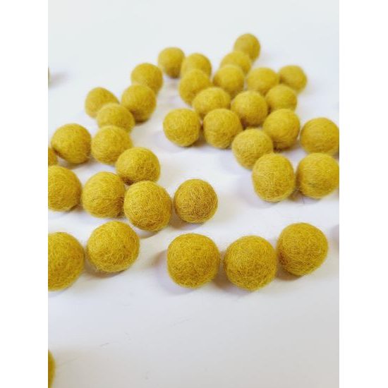 Plstěné kuličky - 20 (zlaté)