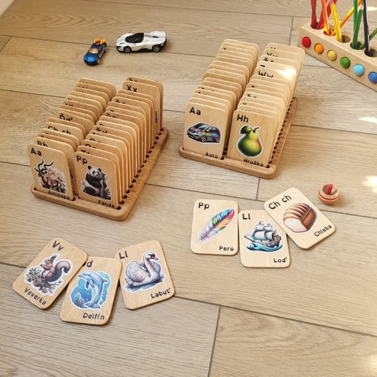 Barevné abecední karty - zvířata