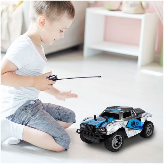 Terénní auto na dálkové ovládání Mountain Champion 1:18 modro-zelené