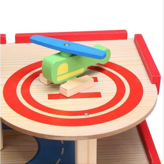 Ecotoys dřevěná garáž s výtahem, autíčky a helikoptérou