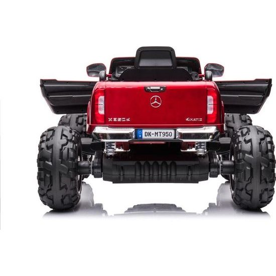 Dětské elektrické autíčko Mercedes DK-MT950 4x4 lakované červené