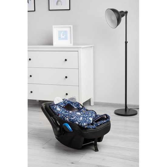 Sensillo Zavinovačka do autosedačky wafel krajina zvířat modrá