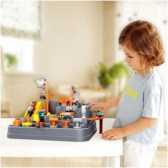 Interaktivní dětská dráha se 2 autíčky a helikoptérou Engineering Adventure