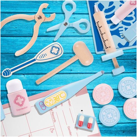 Velká dřevěná souprava Malý zubař v kufříku - 53 součástí