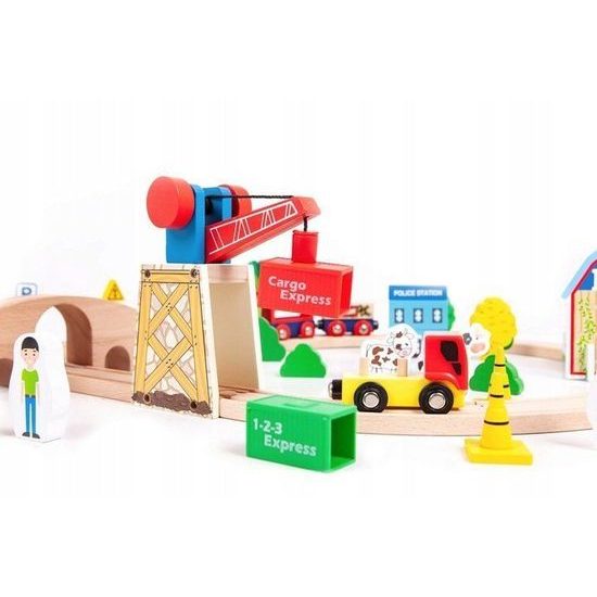Ecotoys dřevěná vláčkodráha na baterie 78 dílků