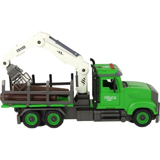 Nákladní automobil na dřevo