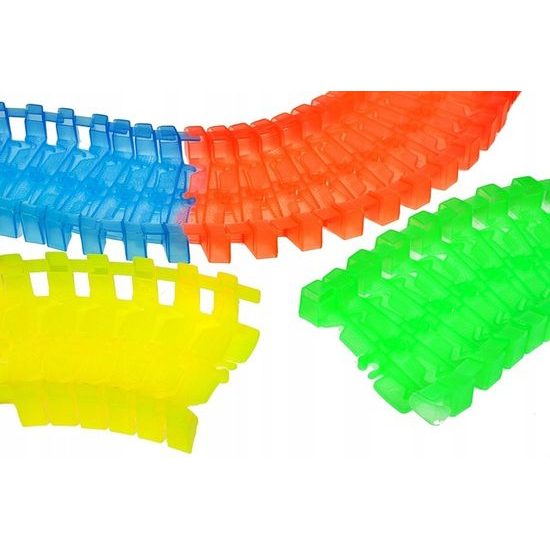 Svítící autodráha se 2 autíčky na baterie 360 dílků Glow Track