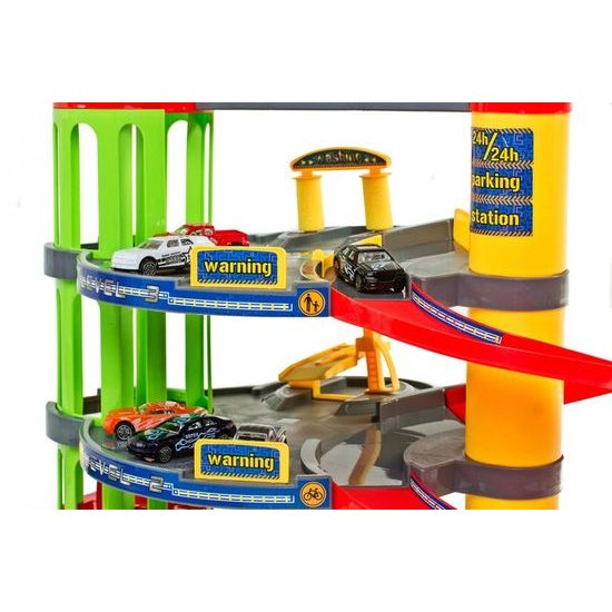 Doris 3 patrová garáž s výtahem, myčkou, na baterie