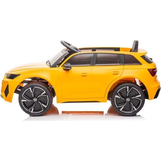 Elektrické auto Audi RS6, žlutá