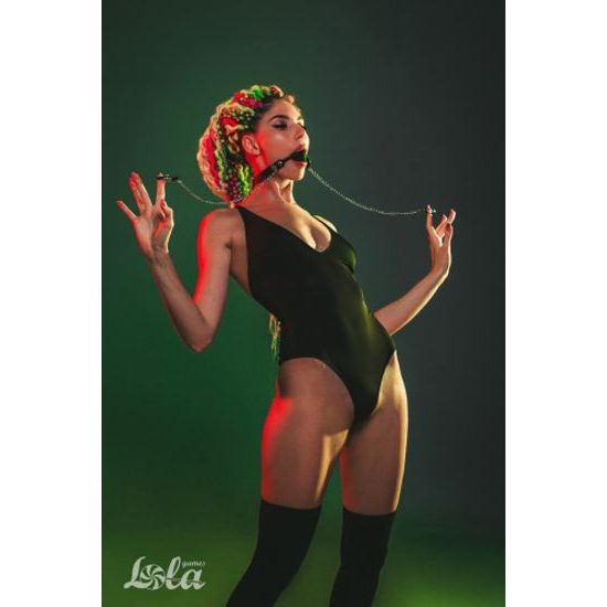 Lola Games gag s sponkami za bradavice Party Hard Hentai