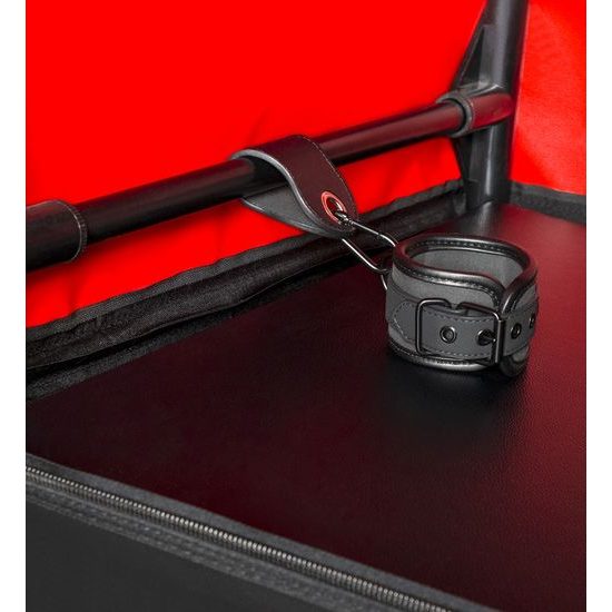 Bukkake Black a Red Secret Dome