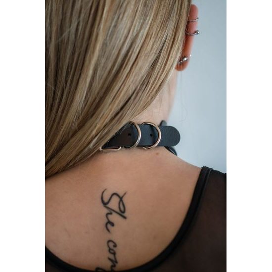 Choker sub cu lanțuri pentru gât