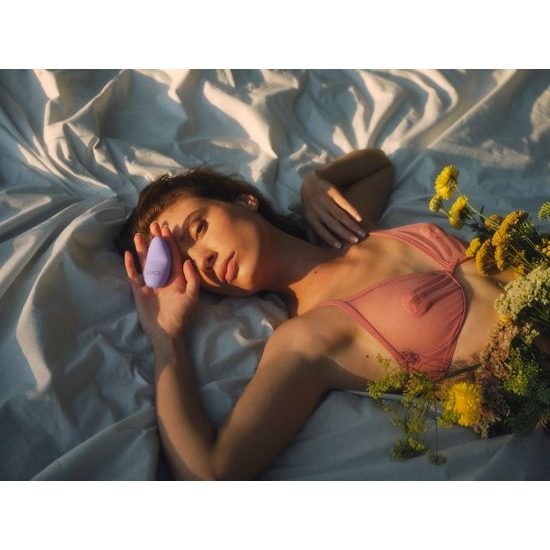 LELO Lily 3 Masaj Personal Prună Întunecată