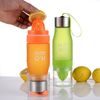 Praktická láhev s odšťavňovačem 650 ml