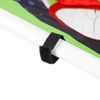 Hod na cíl pomocí dovednostní hry Bag Darts