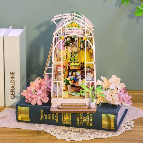 2Kids Toys Miniatura domečku Zahradní domek