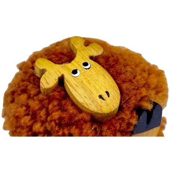 2Kids Toys Dřevěná magnetka velká pompon Žirafa