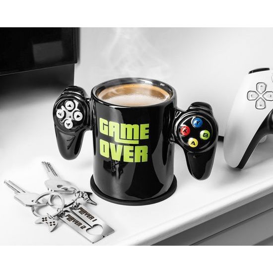 Sada pro hráče GAME OVER - hrnek, podtácek a přívěšky
