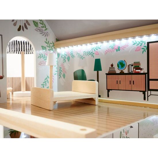 Dřevěný domeček pro panenky LULILO FLORO boho LED