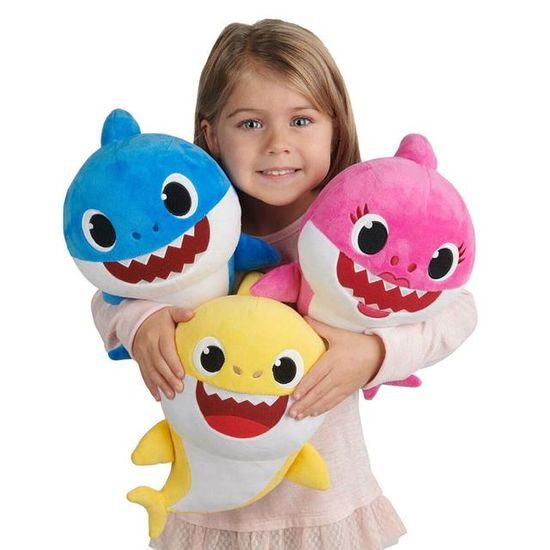 Baby Shark plyšový na baterie se zvukem- žlutý