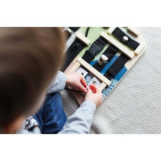 small foot Motorická deska se spojovacími a vázacími prvky