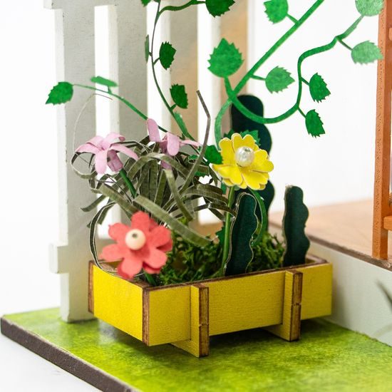 2Kids Toys Miniatura domečku Rozkvetlý altánek