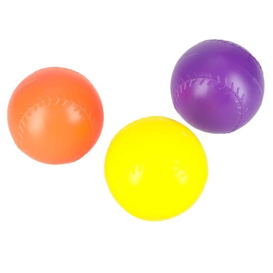 Hod na cíl pomocí dovednostní hry Bag Darts