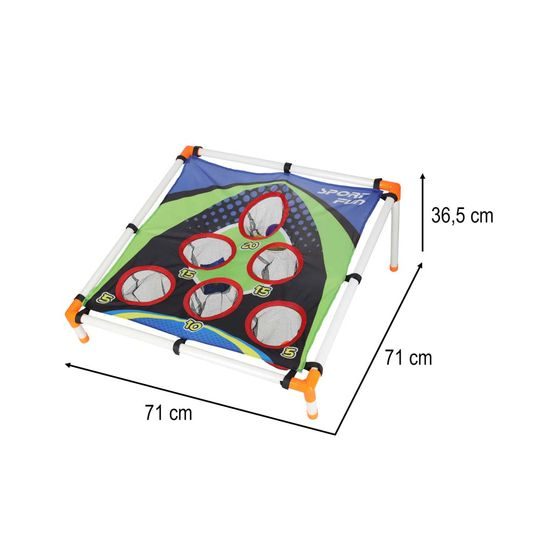 Hod na cíl pomocí dovednostní hry Bag Darts