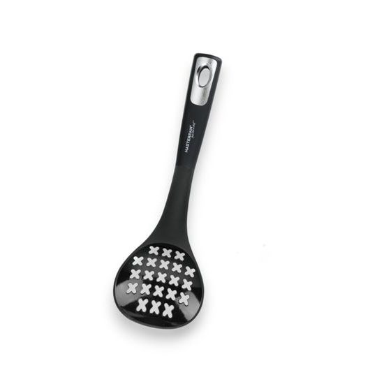 Cedníková naběračka s ergonomickou rukojetí