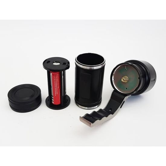 LED svítilna 8000 ZOOM