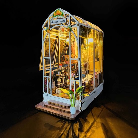 2Kids Toys Miniatura domečku Zahradní domek