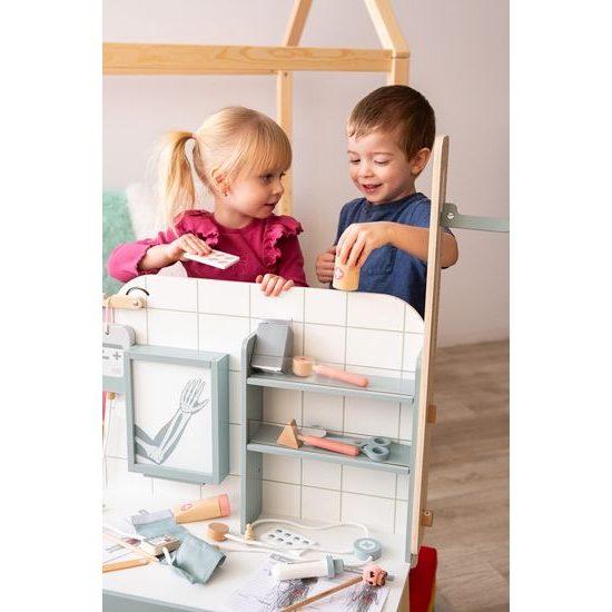 2Kids Toys Dřevěná nemocnice