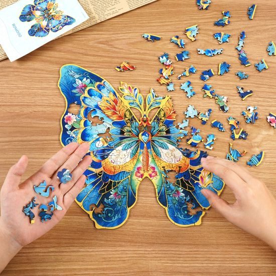 RoboTime Dřevěné puzzle Motýl Morpho Helena