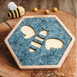 Velká senzorická deska The Beejoy "Plstěná včela"