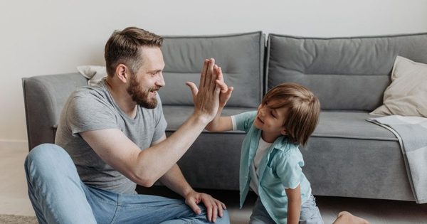 Co musí dítě umět před školkou: checklist bez stresu
